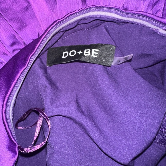 DO+BE Purple Ruffled Crop Top - Picture 3 of 3